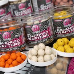 Boilies Mainline High Impact Balanced Banoffe 15mm